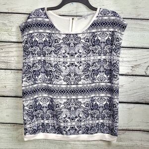 Collective Concepts Medium Blouse